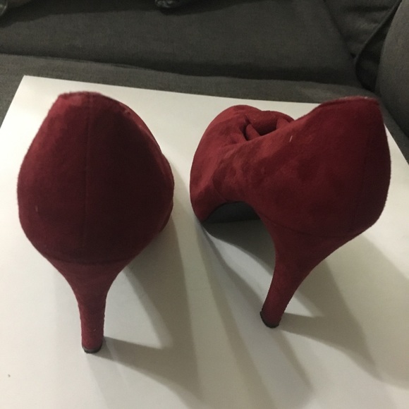 Boots - Picture 3 of 4